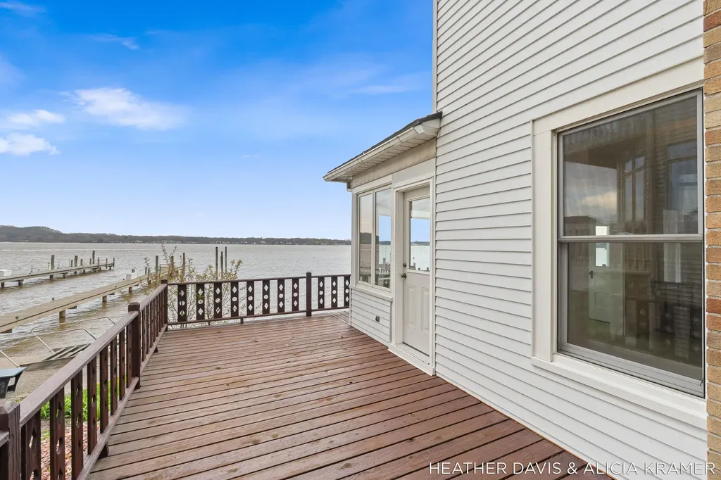 1755 South Shore Drive Park Township MI 49423
