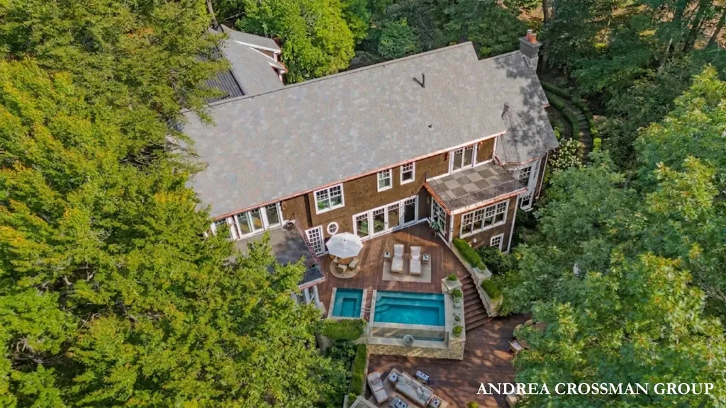 4076 Fiddlers Way Laketown Township MI 49423