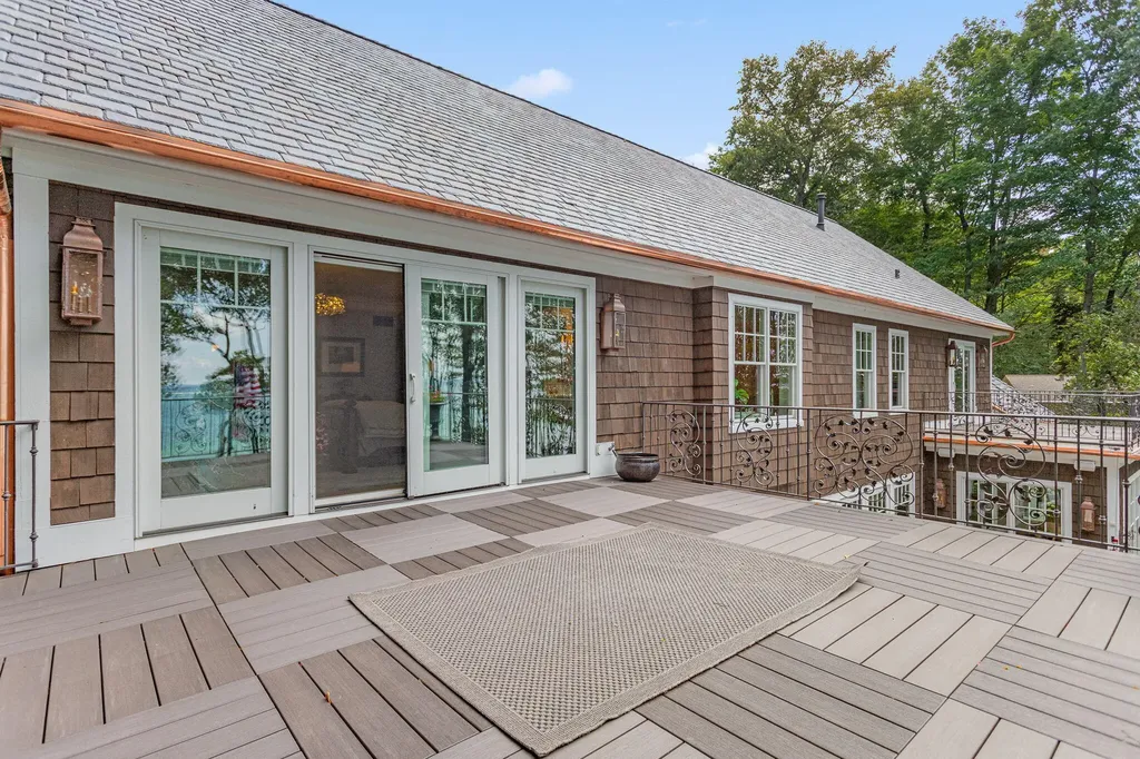 4076 Fiddlers Way Laketown Township MI 49423