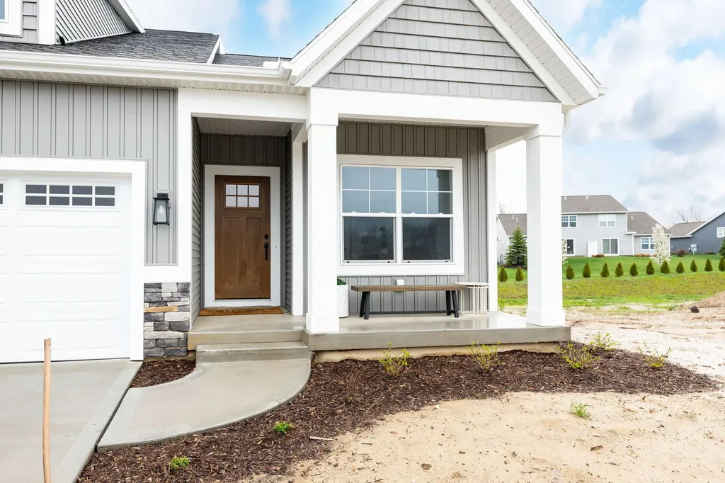 11905 Smithfield Drive Holland Charter Township MI 49424