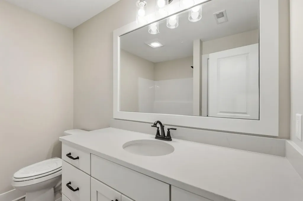 11905 Smithfield Drive Holland Charter Township MI 49424