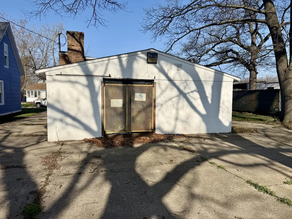 2712 Seventh Street Muskegon Heights City MI 49444