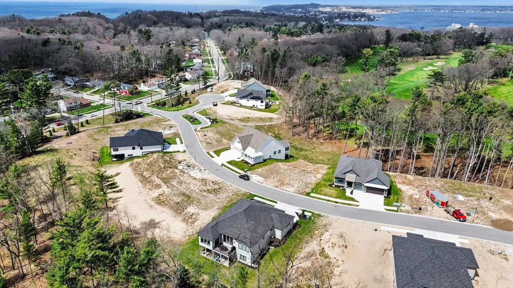2897 Duneside Trail Muskegon City MI 49441