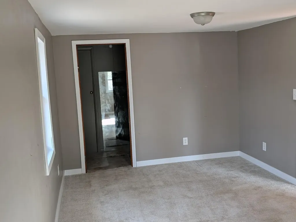 2032 S Mill Iron Road Muskegon Charter Township MI 49442