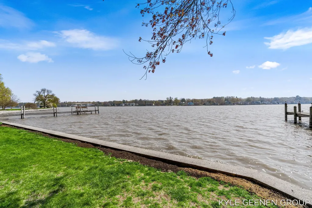 1140 Marigold Lane Park Township MI 49424