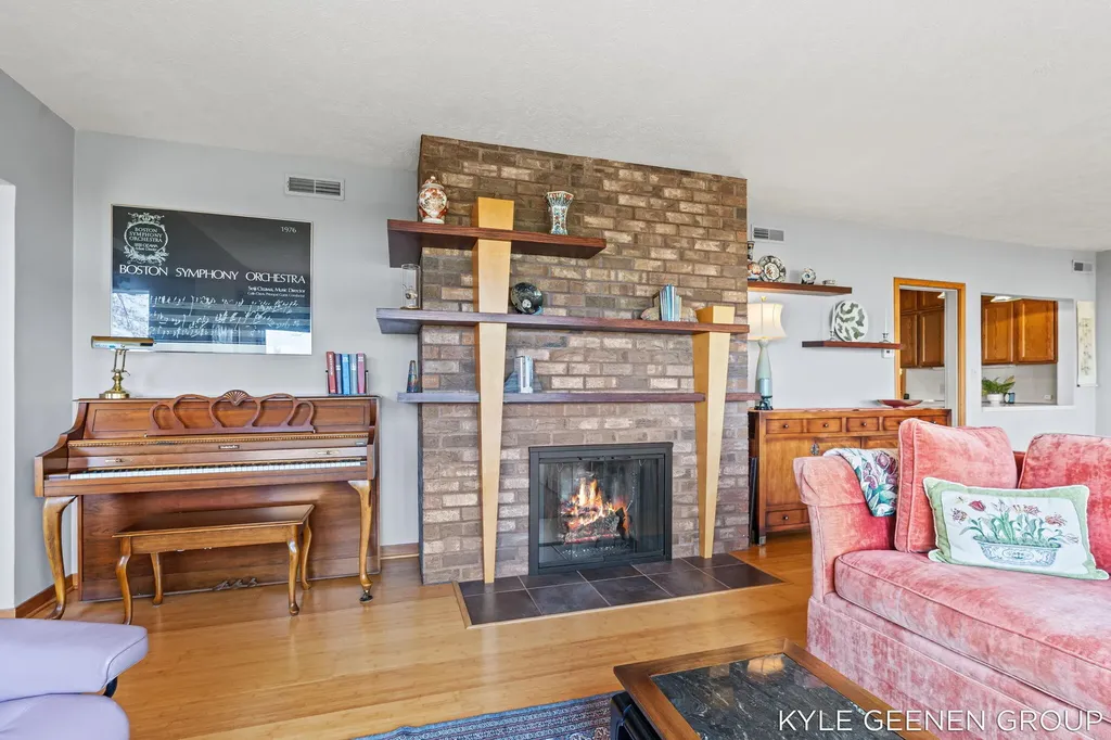 1140 Marigold Lane Park Township MI 49424
