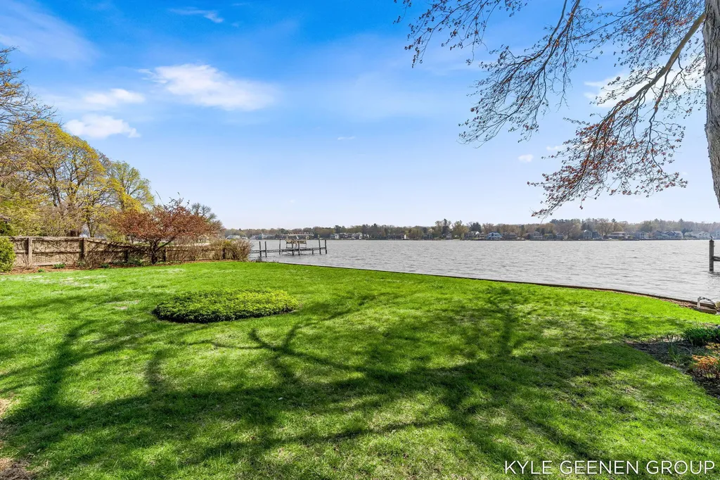 1140 Marigold Lane Park Township MI 49424