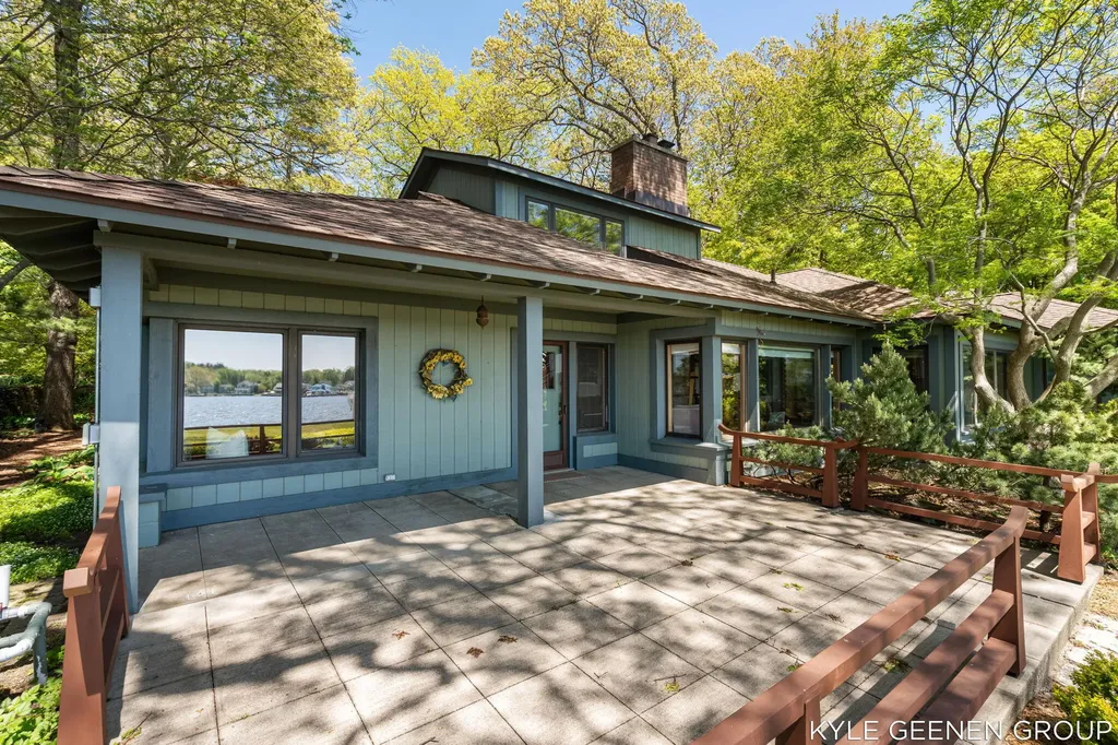 1140 Marigold Lane Park Township MI 49424