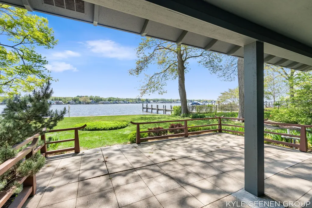 1140 Marigold Lane Park Township MI 49424