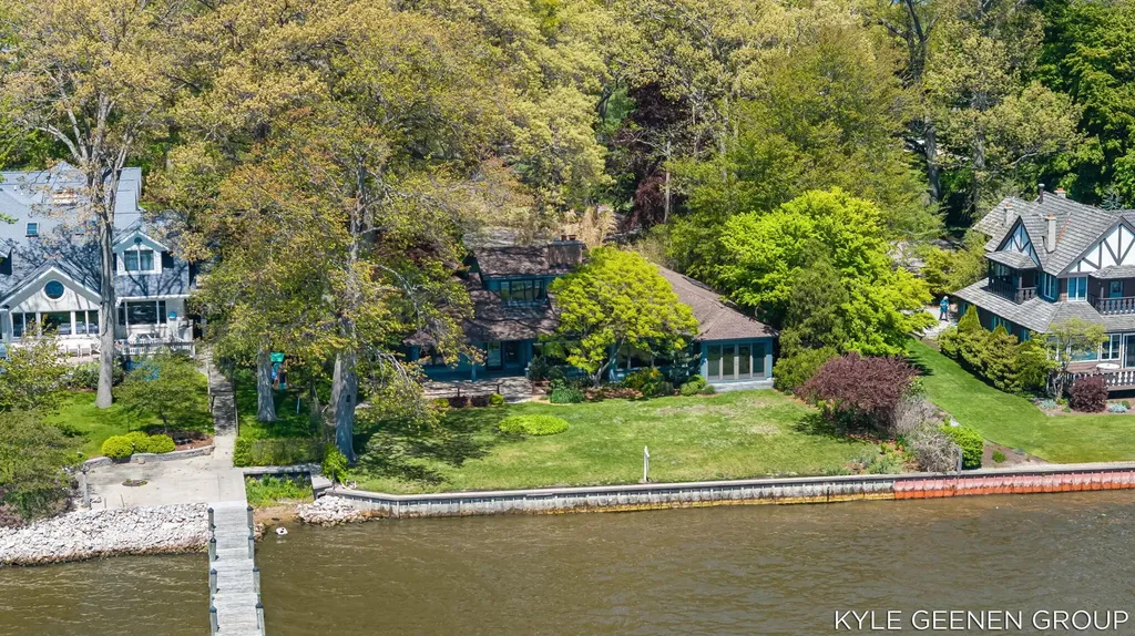 1140 Marigold Lane Park Township MI 49424