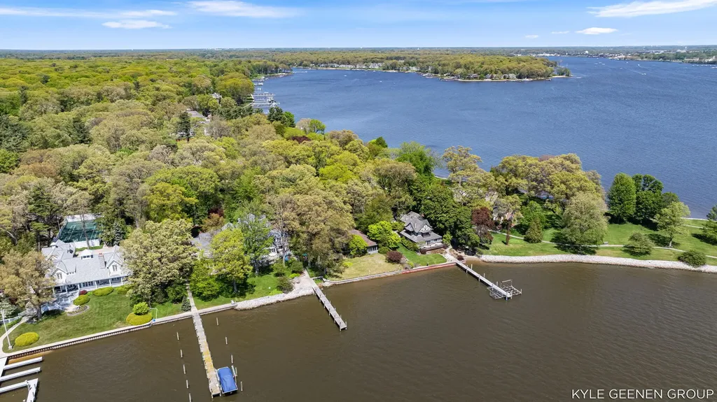 1140 Marigold Lane Park Township MI 49424