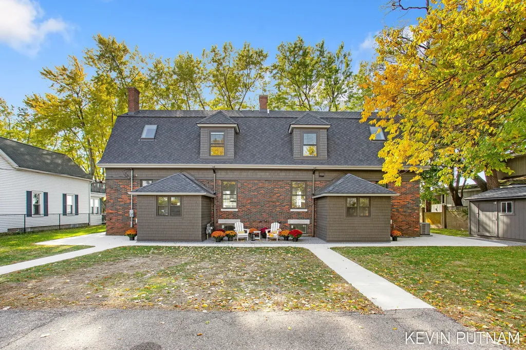 103 N Pier Street St. Joseph City MI 49085