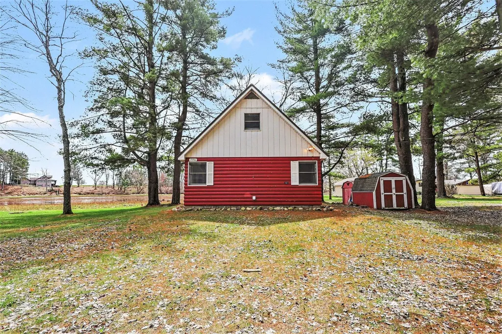 1556 E James Street White Cloud City MI 49349