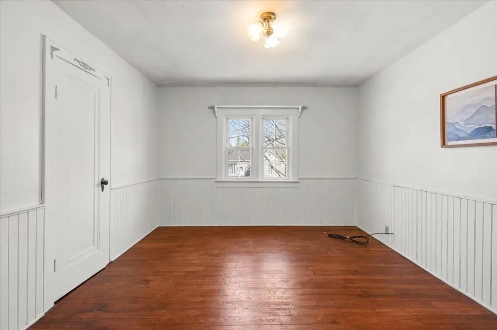 83 E South Avenue Unknown City MI 49421