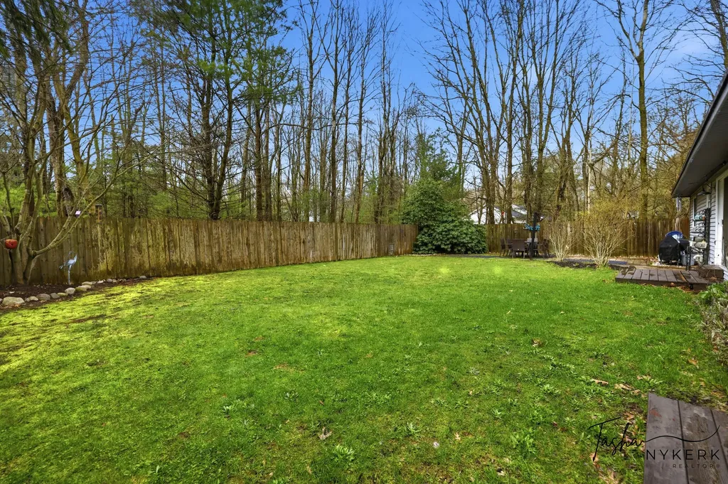 2467 Fenner Road Laketon Township MI 49445