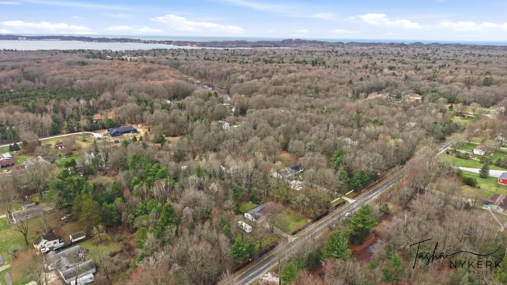 2467 Fenner Road Laketon Township MI 49445
