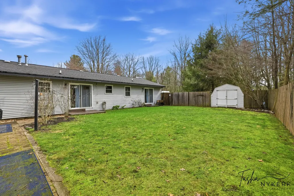2467 Fenner Road Laketon Township MI 49445