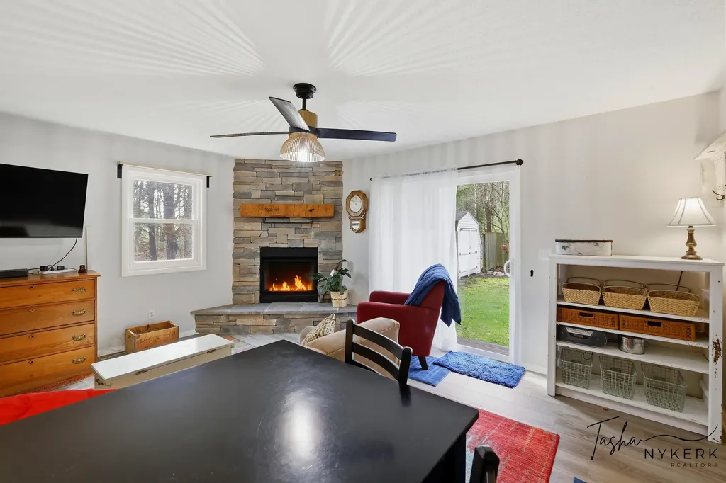 2467 Fenner Road Laketon Township MI 49445