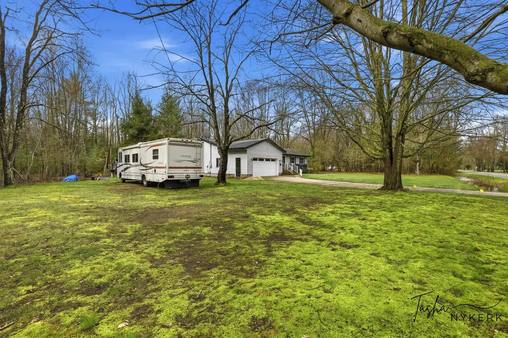 2467 Fenner Road Laketon Township MI 49445
