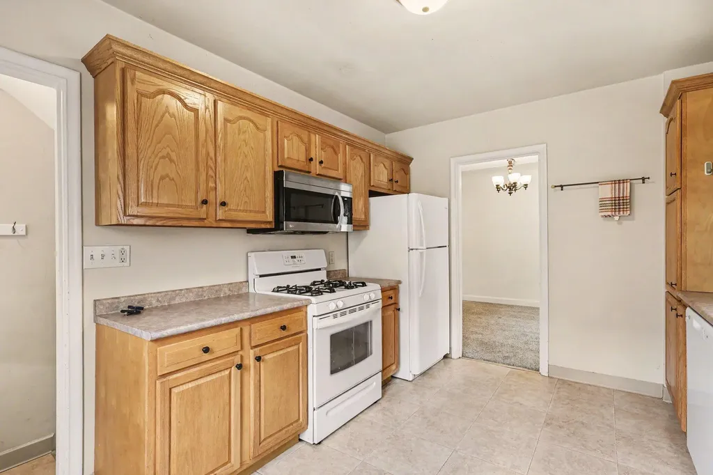 2129 Miner Avenue Muskegon City MI 49441