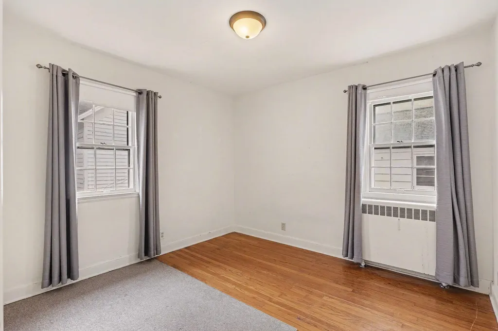 2129 Miner Avenue Muskegon City MI 49441