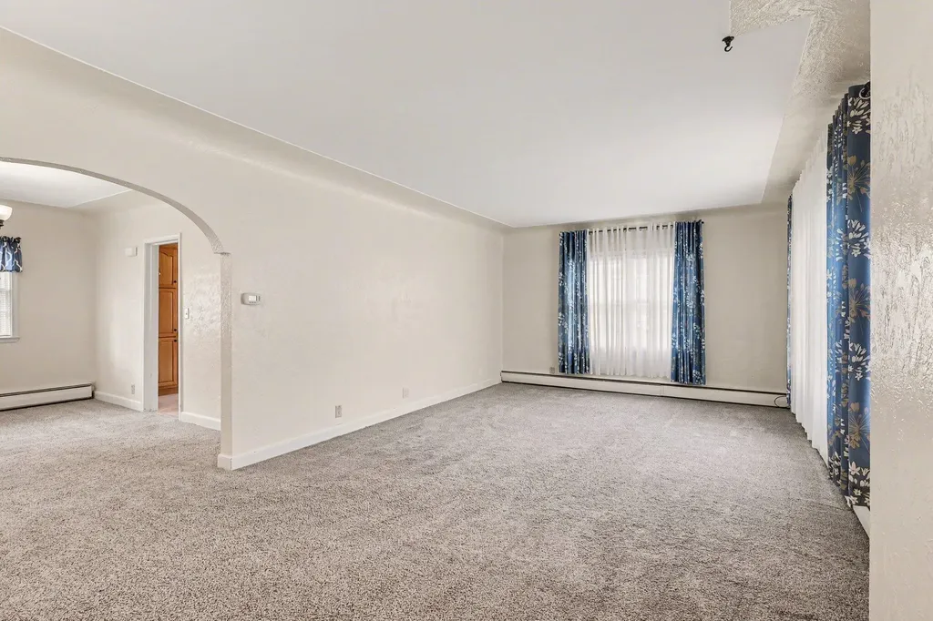 2129 Miner Avenue Muskegon City MI 49441