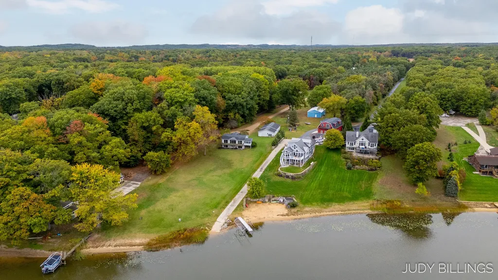 6342 Old Allegan Road Saugatuck Township MI 49453