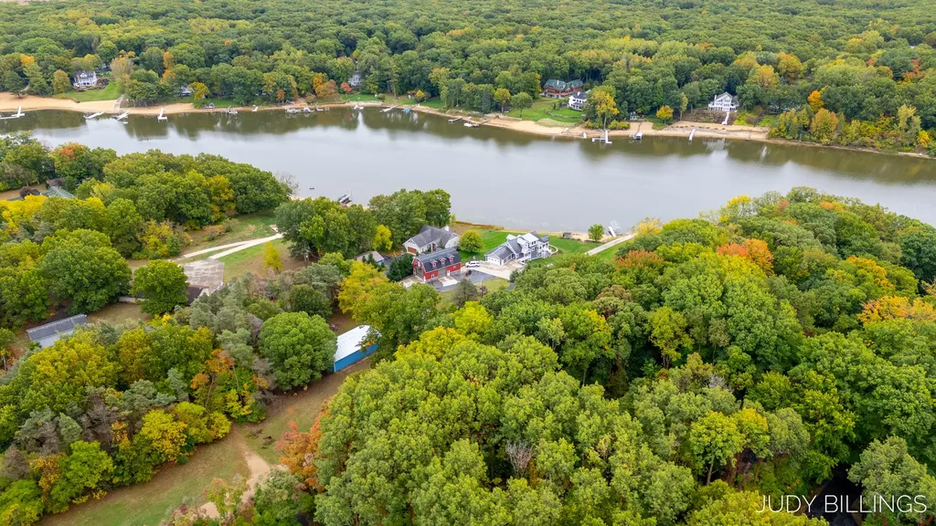 6342 Old Allegan Road Saugatuck Township MI 49453