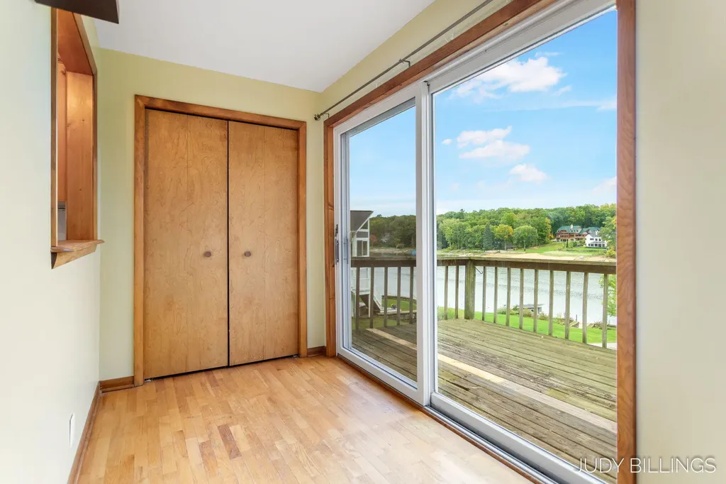 6342 Old Allegan Road Saugatuck Township MI 49453