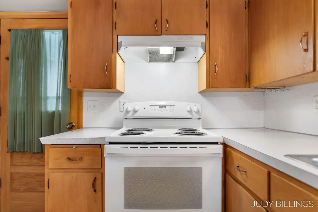 6342 Old Allegan Road Saugatuck Township MI 49453
