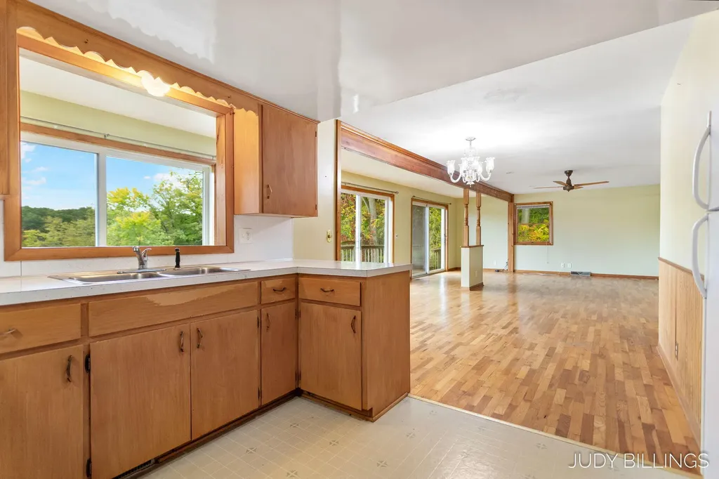 6342 Old Allegan Road Saugatuck Township MI 49453