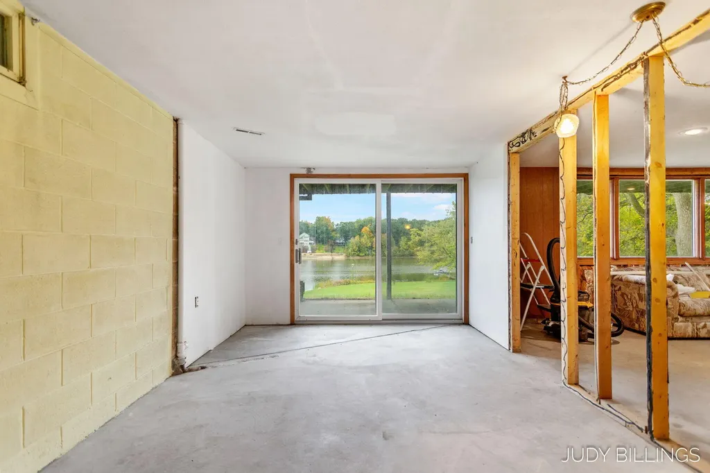 6342 Old Allegan Road Saugatuck Township MI 49453