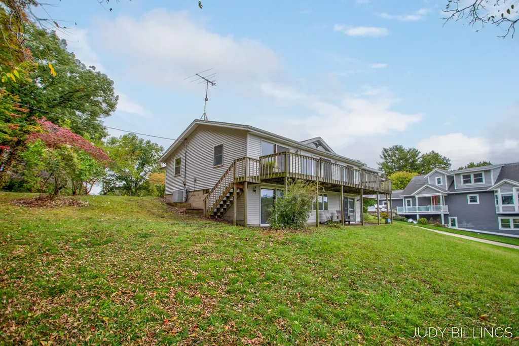 6342 Old Allegan Road Saugatuck Township MI 49453