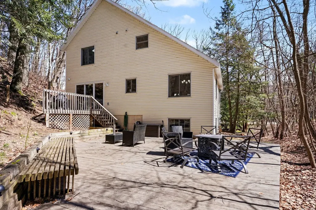 6479 Lakeshore Avenue Port Sheldon Township MI 49460