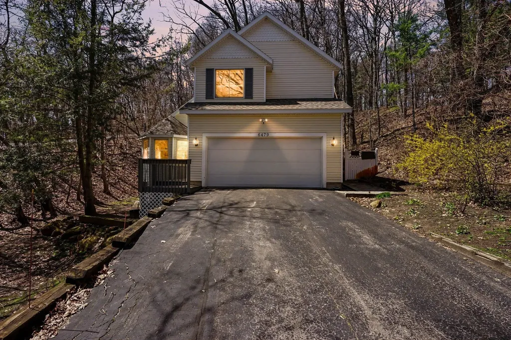 6479 Lakeshore Avenue Port Sheldon Township MI 49460