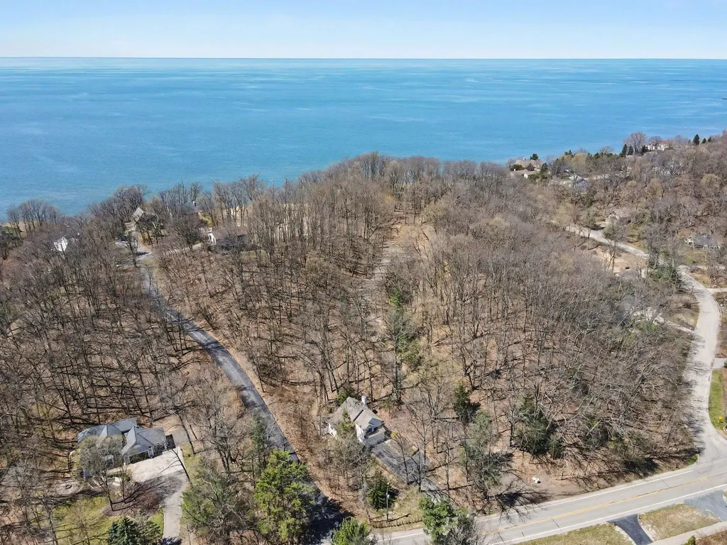6479 Lakeshore Avenue Port Sheldon Township MI 49460