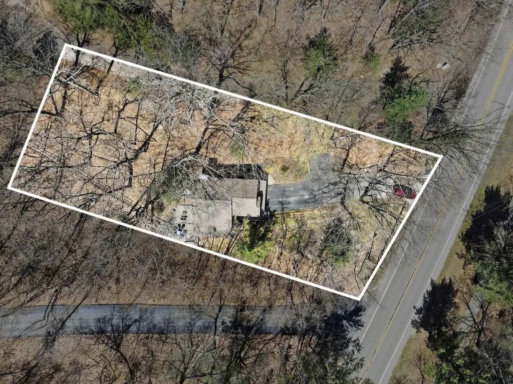 6479 Lakeshore Avenue Port Sheldon Township MI 49460