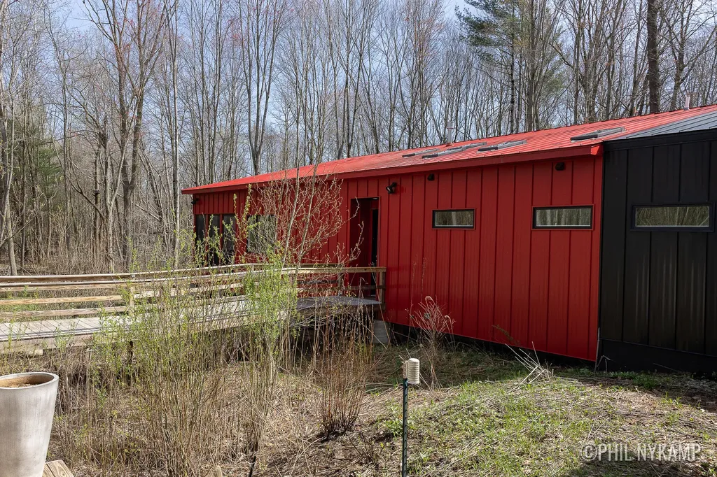5479 Liland Trace Manlius Township MI 49408