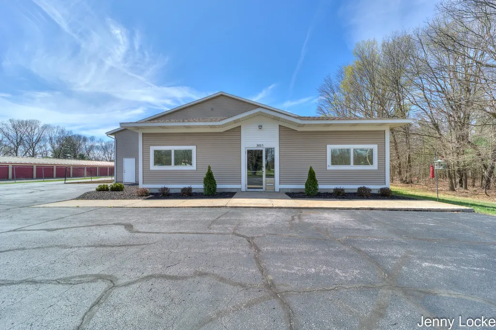 3015 S Brooks Road Fruitport Charter Township MI 49444