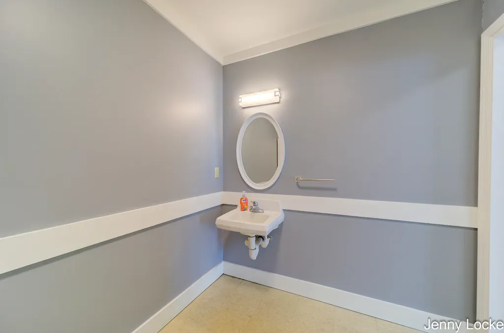 3015 S Brooks Road Fruitport Charter Township MI 49444