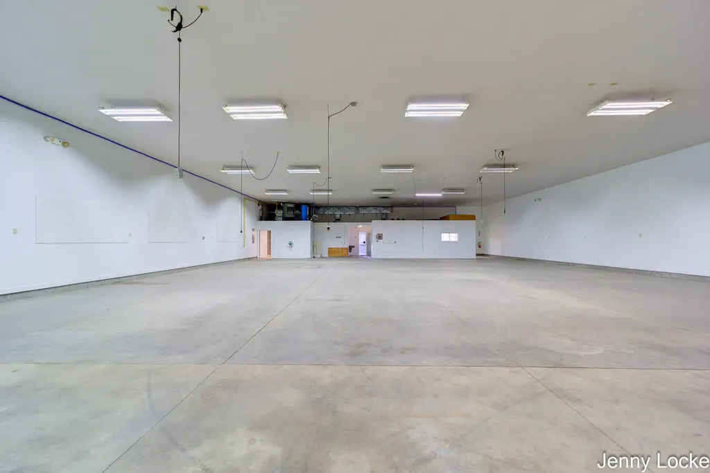 3015 S Brooks Road Fruitport Charter Township MI 49444