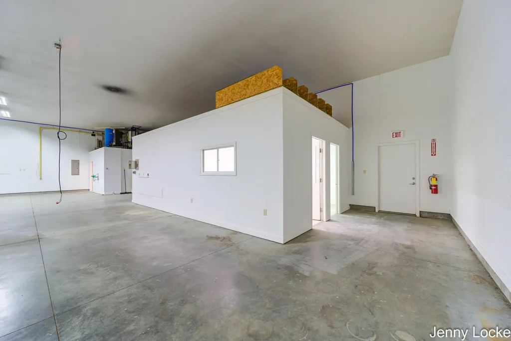 3015 S Brooks Road Fruitport Charter Township MI 49444