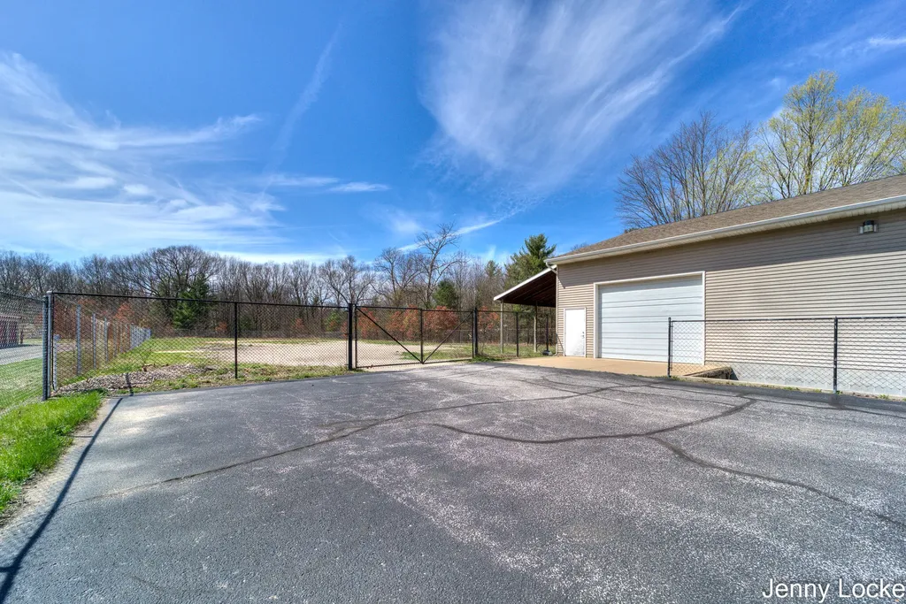 3015 S Brooks Road Fruitport Charter Township MI 49444
