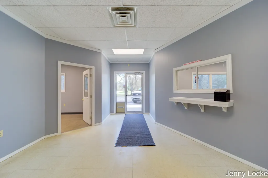 3015 S Brooks Road Fruitport Charter Township MI 49444