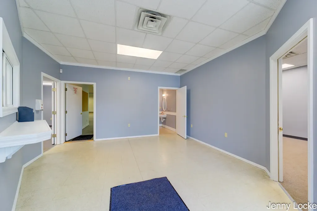 3015 S Brooks Road Fruitport Charter Township MI 49444