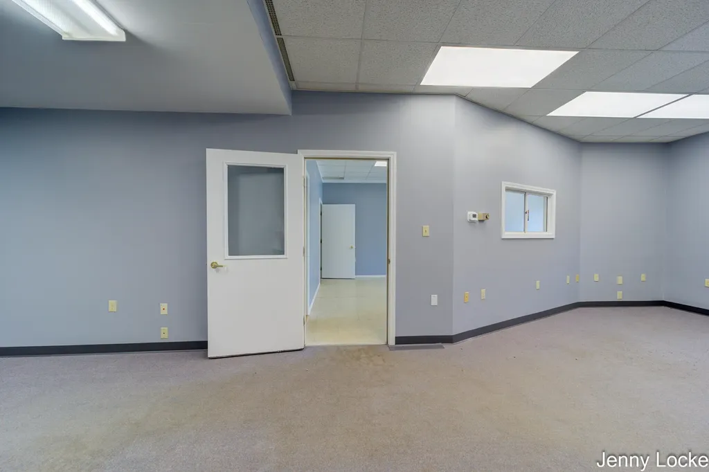 3015 S Brooks Road Fruitport Charter Township MI 49444