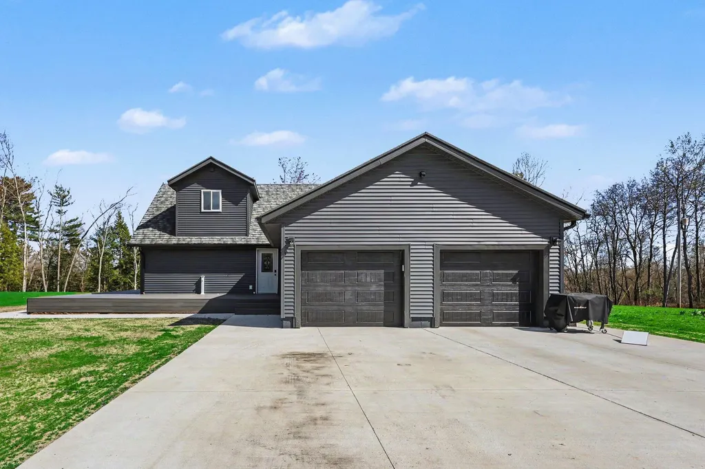 3233 Becker Road Muskegon Charter Township MI 49445