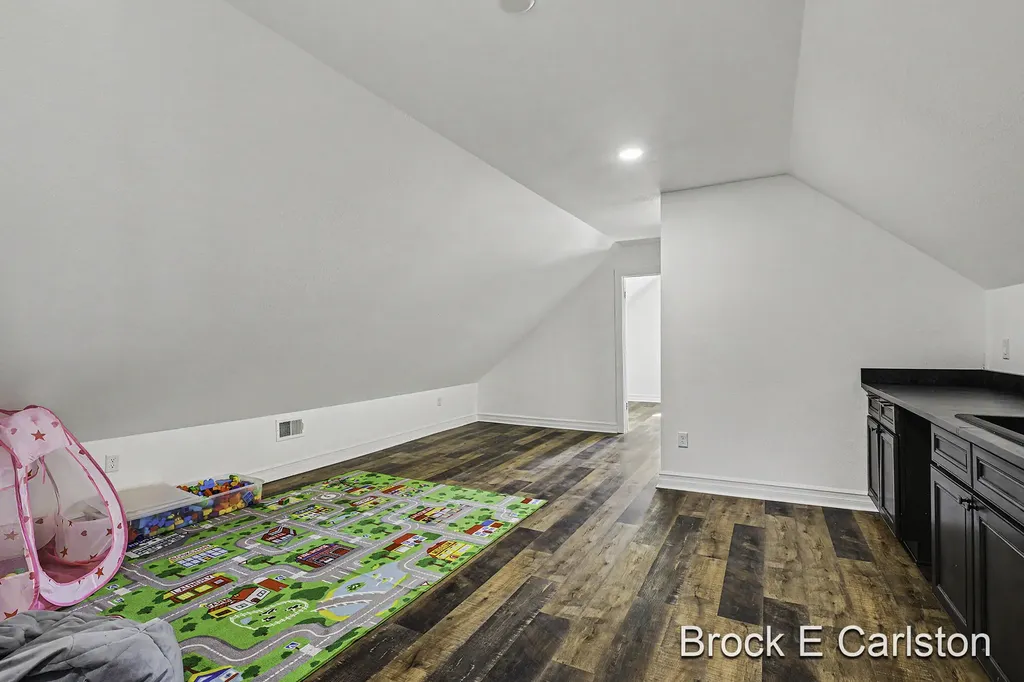 3233 Becker Road Muskegon Charter Township MI 49445