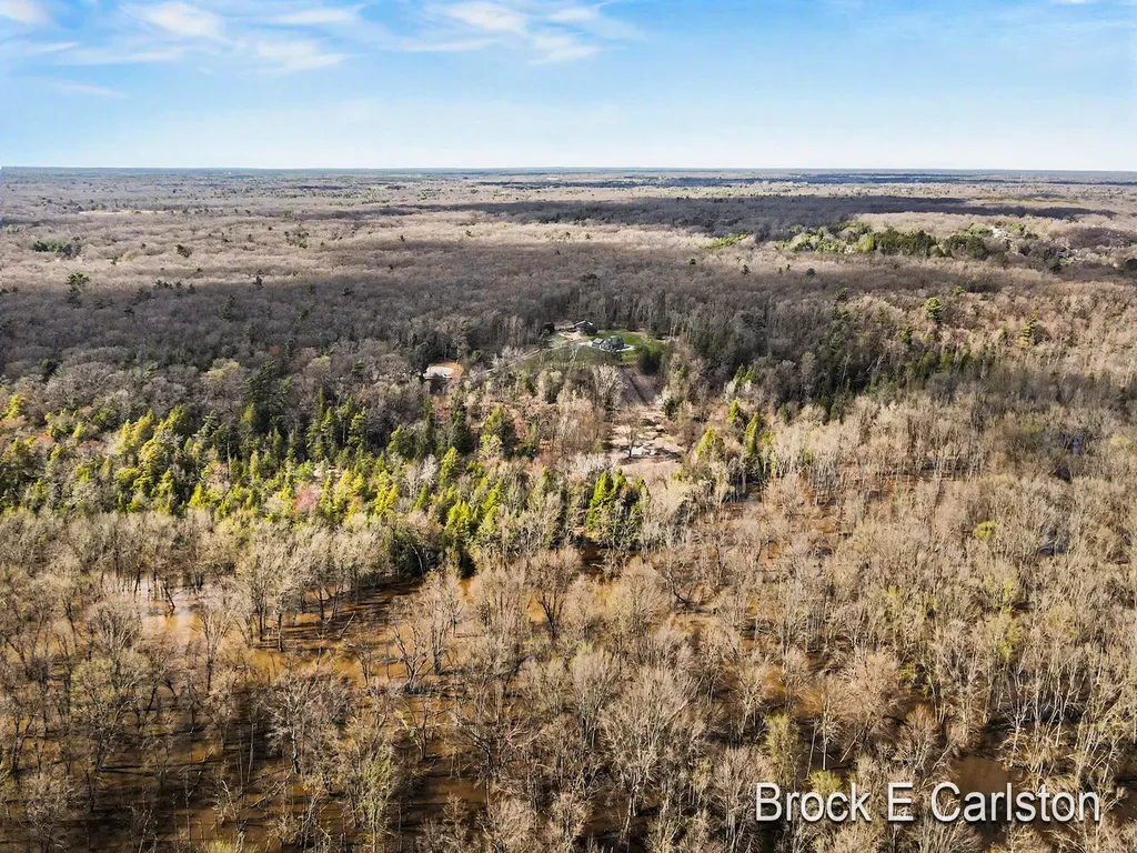 3233 Becker Road Muskegon Charter Township MI 49445