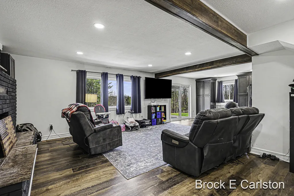 3233 Becker Road Muskegon Charter Township MI 49445